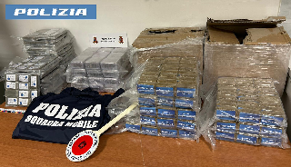 Maxi sequestro di droga e due arresti: coppia trovata con 70 kg di hashish